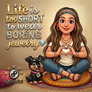 Accepting All Reasonable Offers! 💕Come In And Explore My Closet And‎ Boutique!